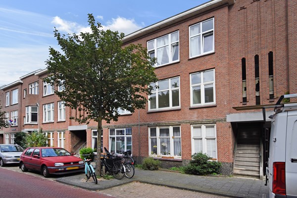 Onder bod: Rhododendronstraat 23, 2563 SV Den Haag